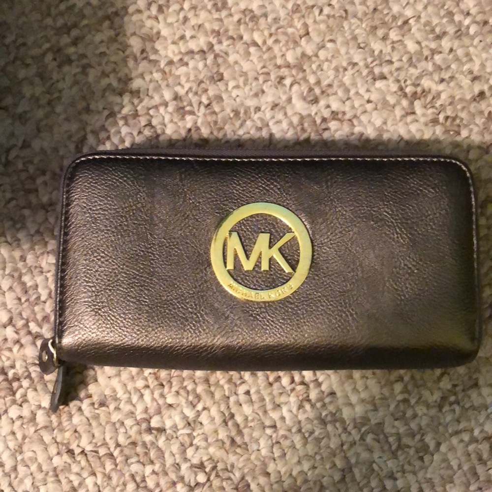 Michael Kors wallet